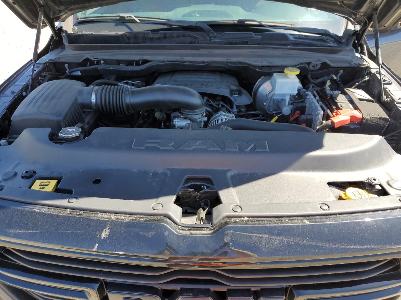 2021 RAM 1500 - Image 12