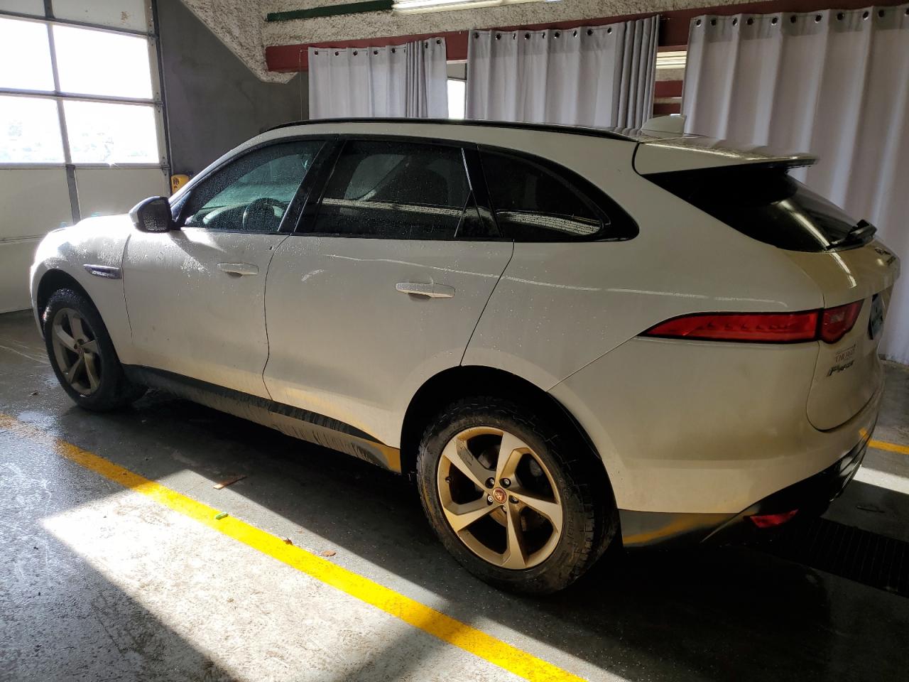 2018 Jaguar F-Pace - Image 2