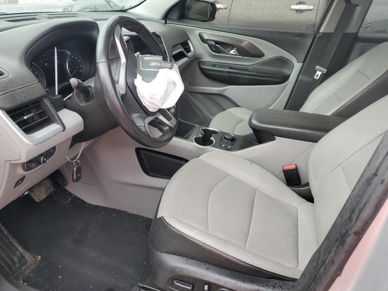 2020 GMC Terrain - Image 7