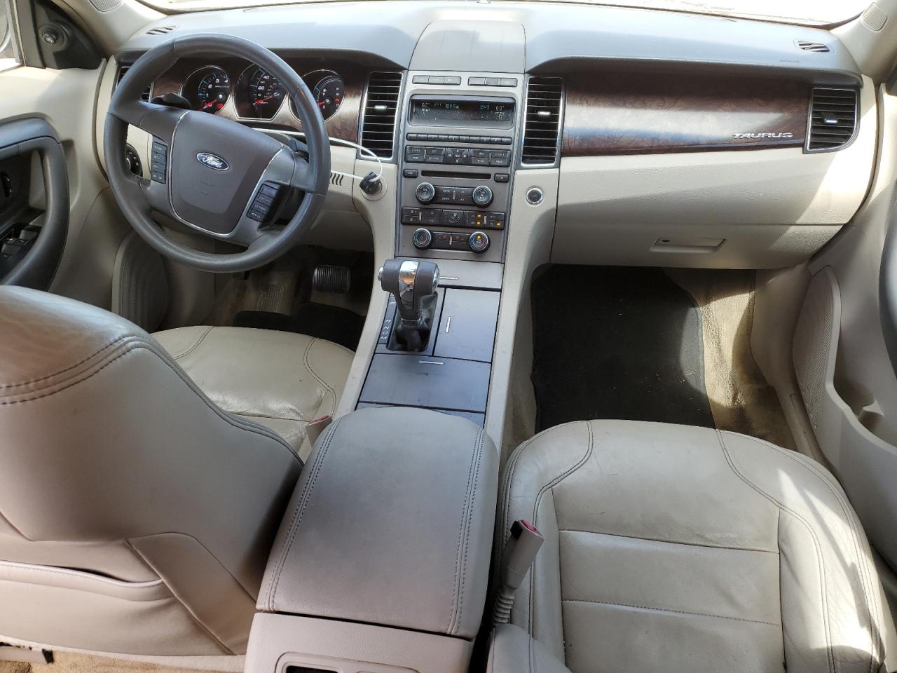 2011 Ford Taurus - Image 8