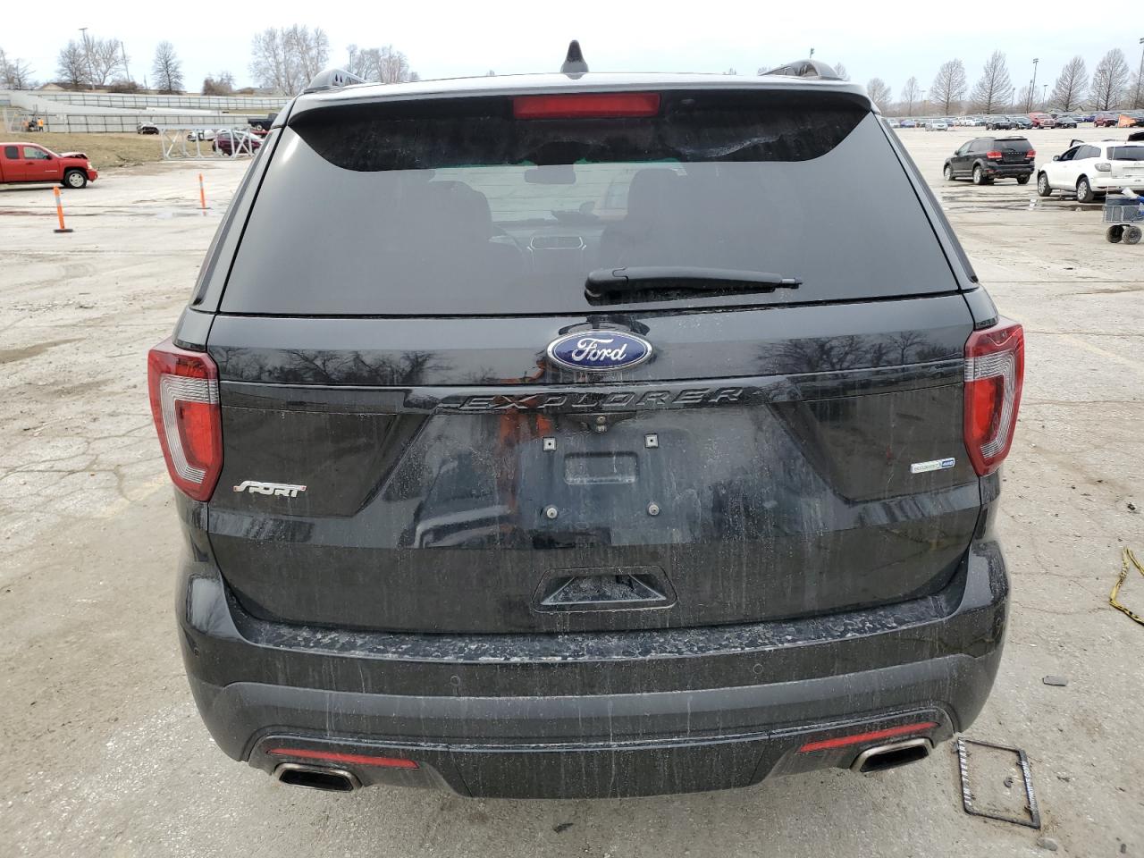 2016 Ford Explorer - Image 6