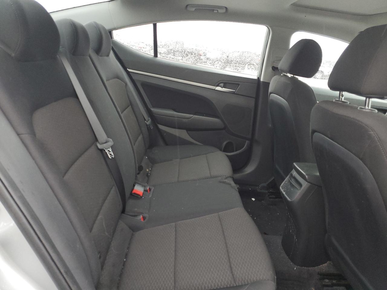 2020 Hyundai Elantra - Image 10