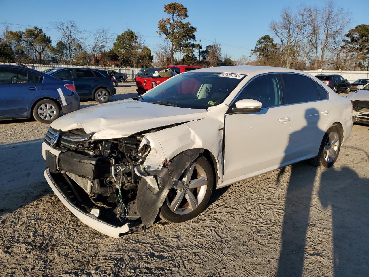 2015 Volkswagen Passat - Image 1
