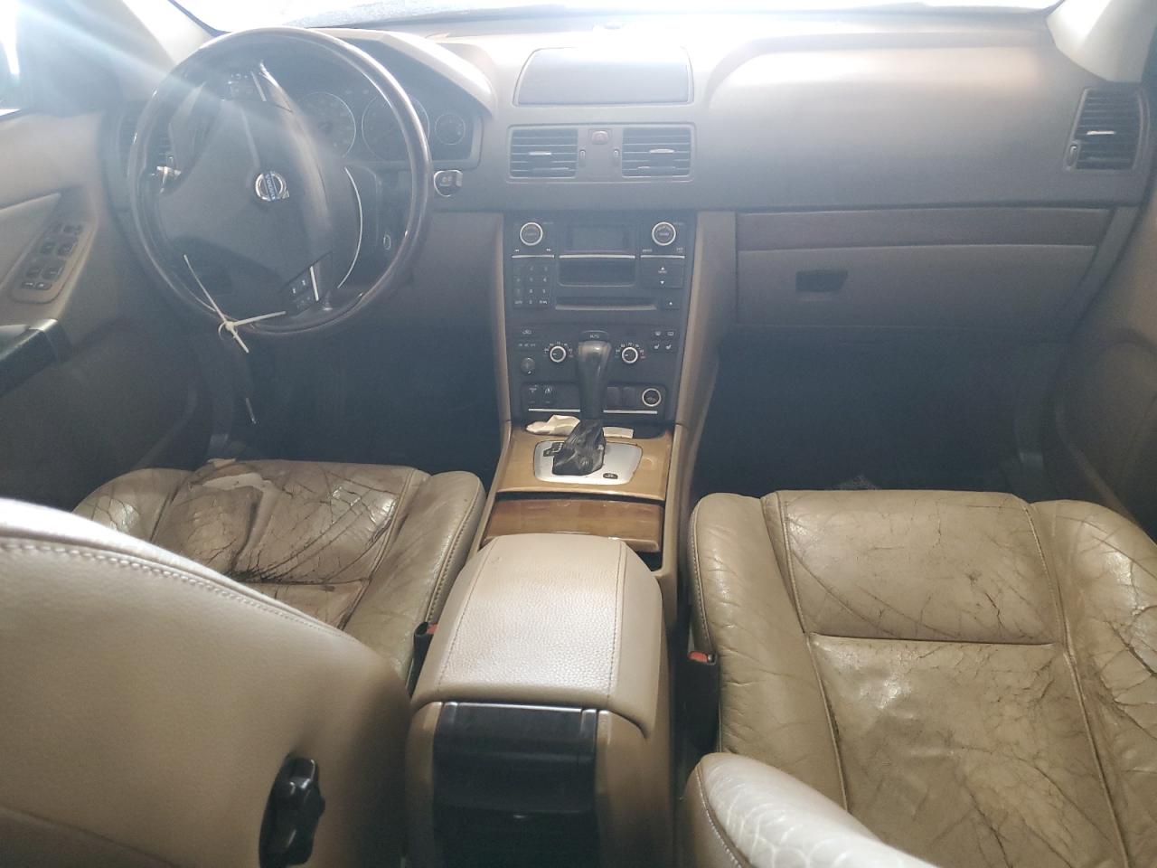 2009 Volvo XC90 - Image 8
