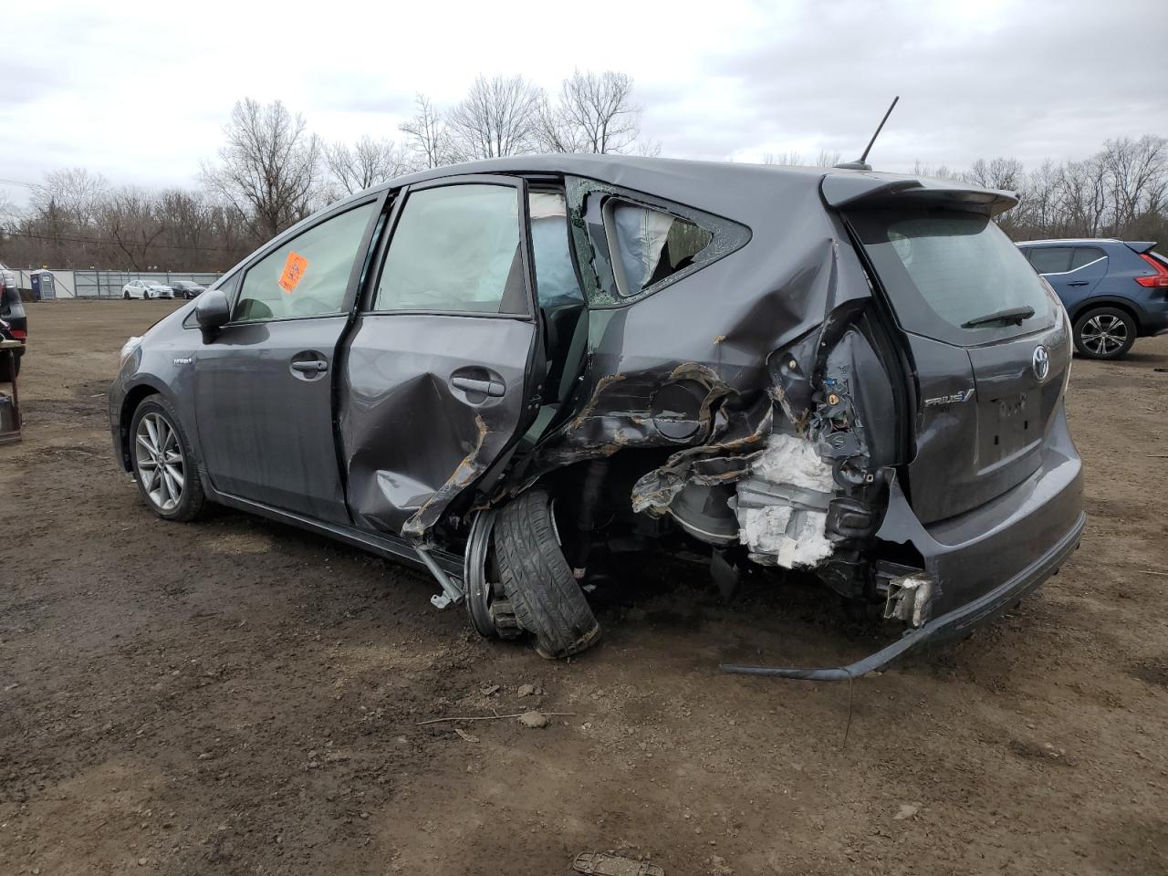 2015 Toyota Prius - Image 2