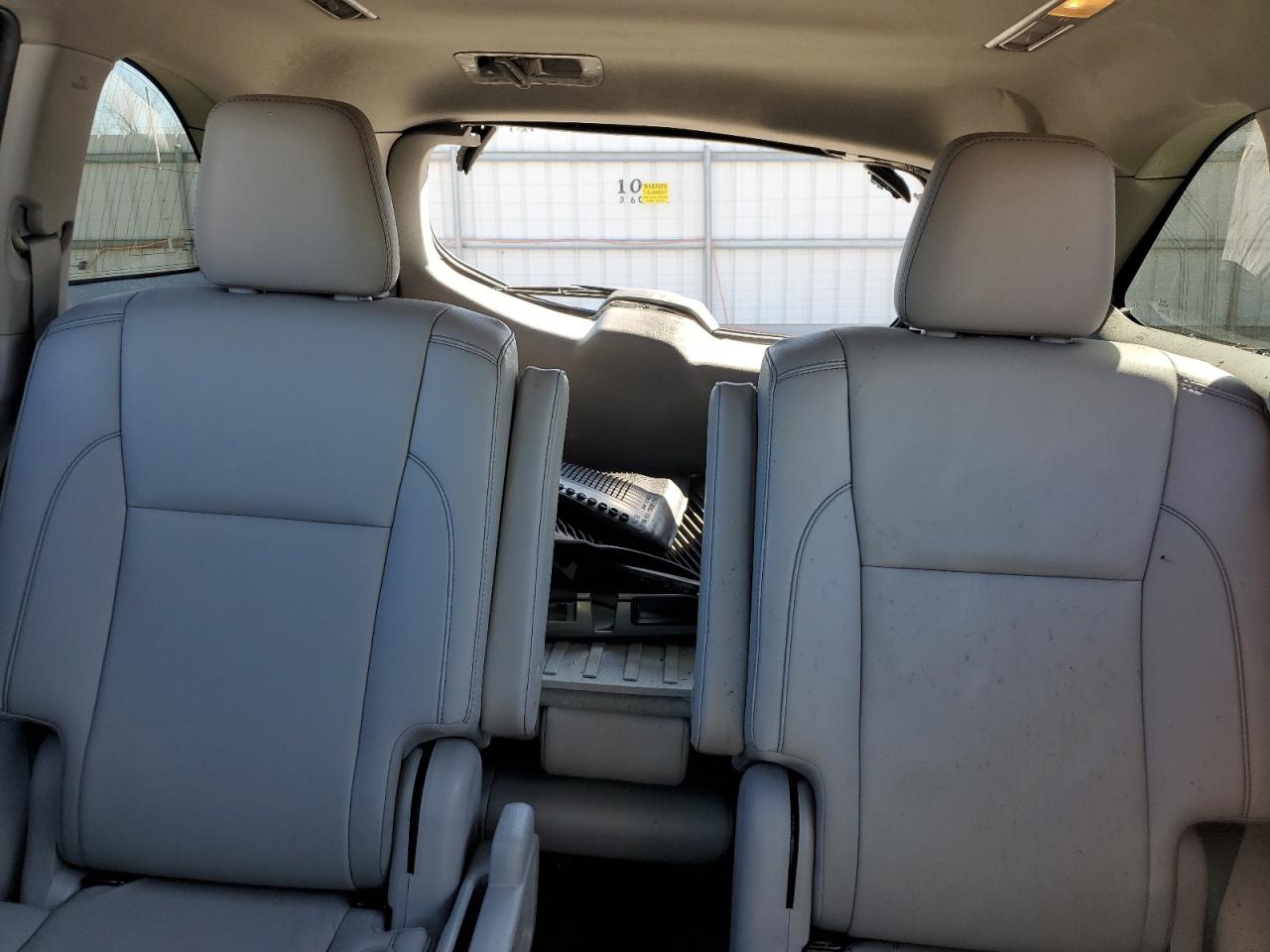 2019 Toyota Highlander - Image 10