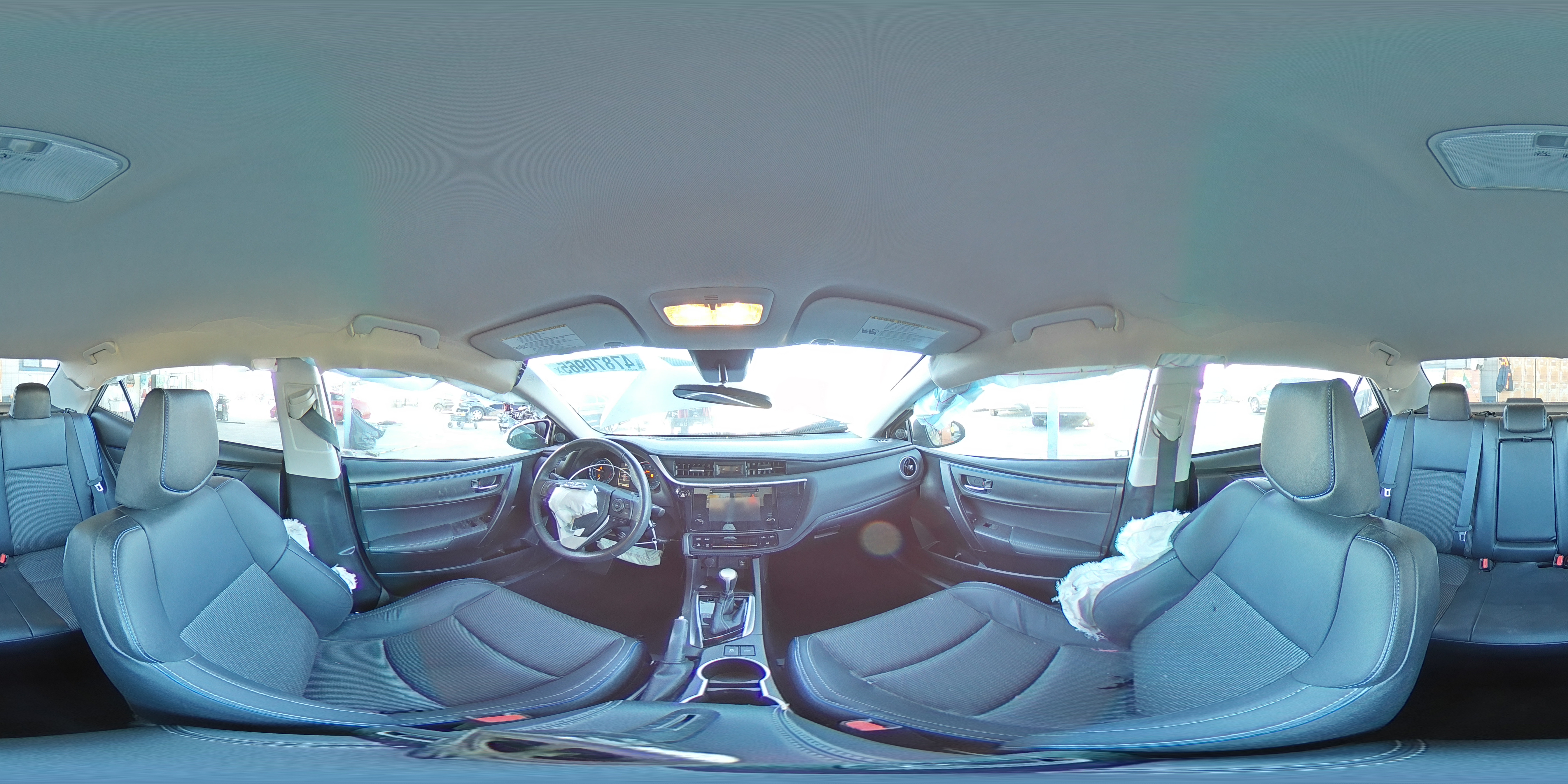 2018 Toyota Corolla - Image 13