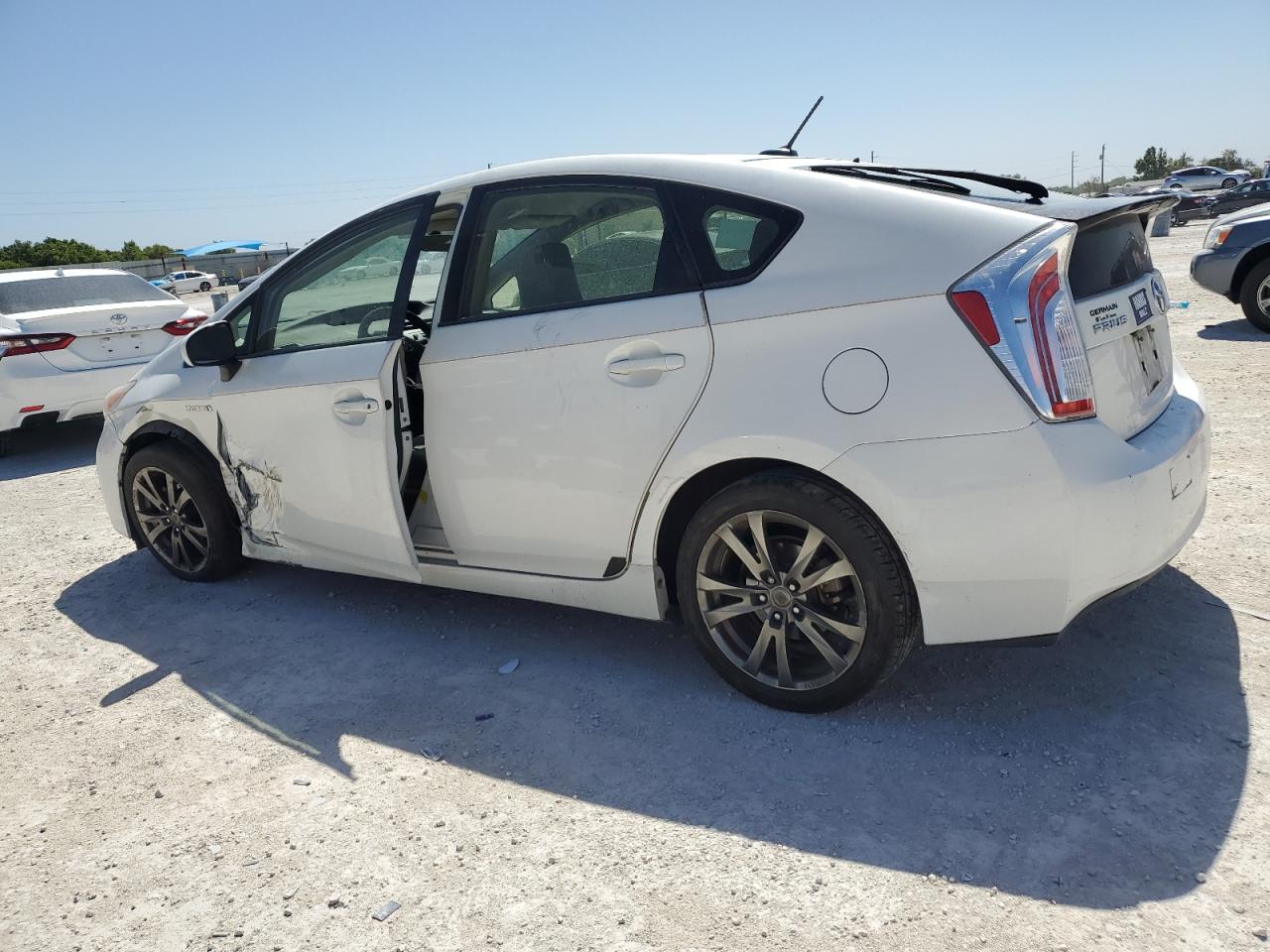 2012 Toyota Prius - Image 2