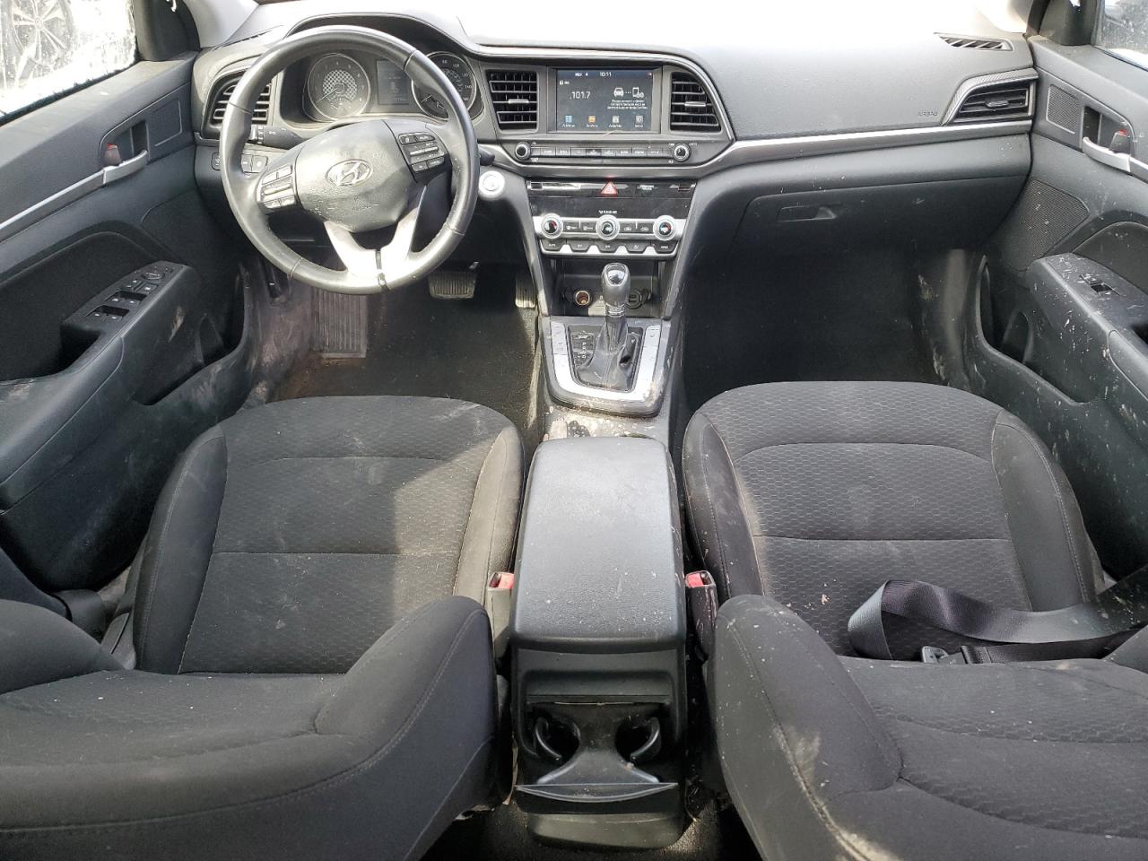 2020 Hyundai Elantra - Image 8