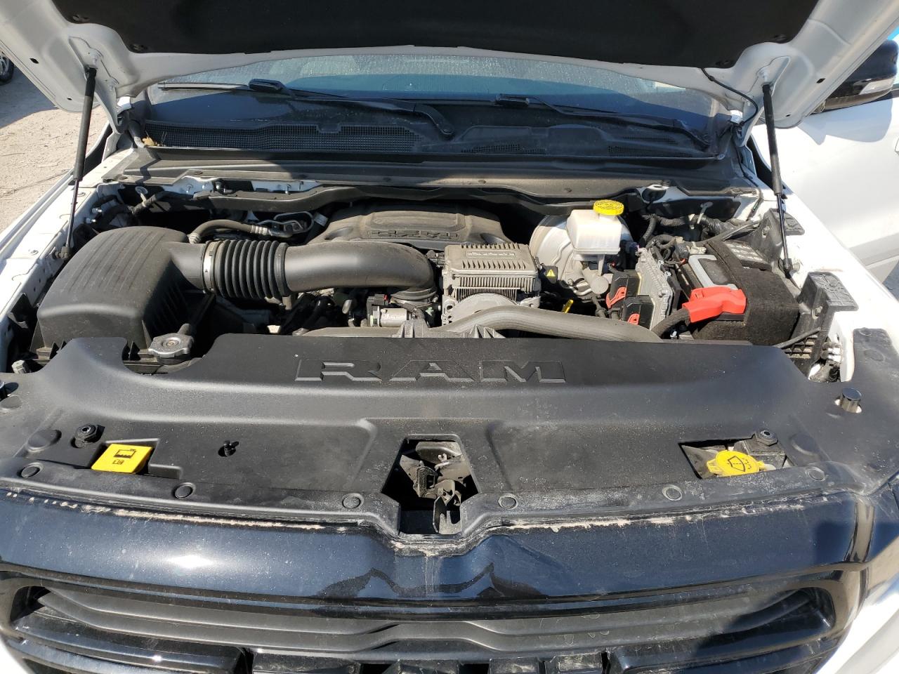 2021 RAM 1500 - Image 11