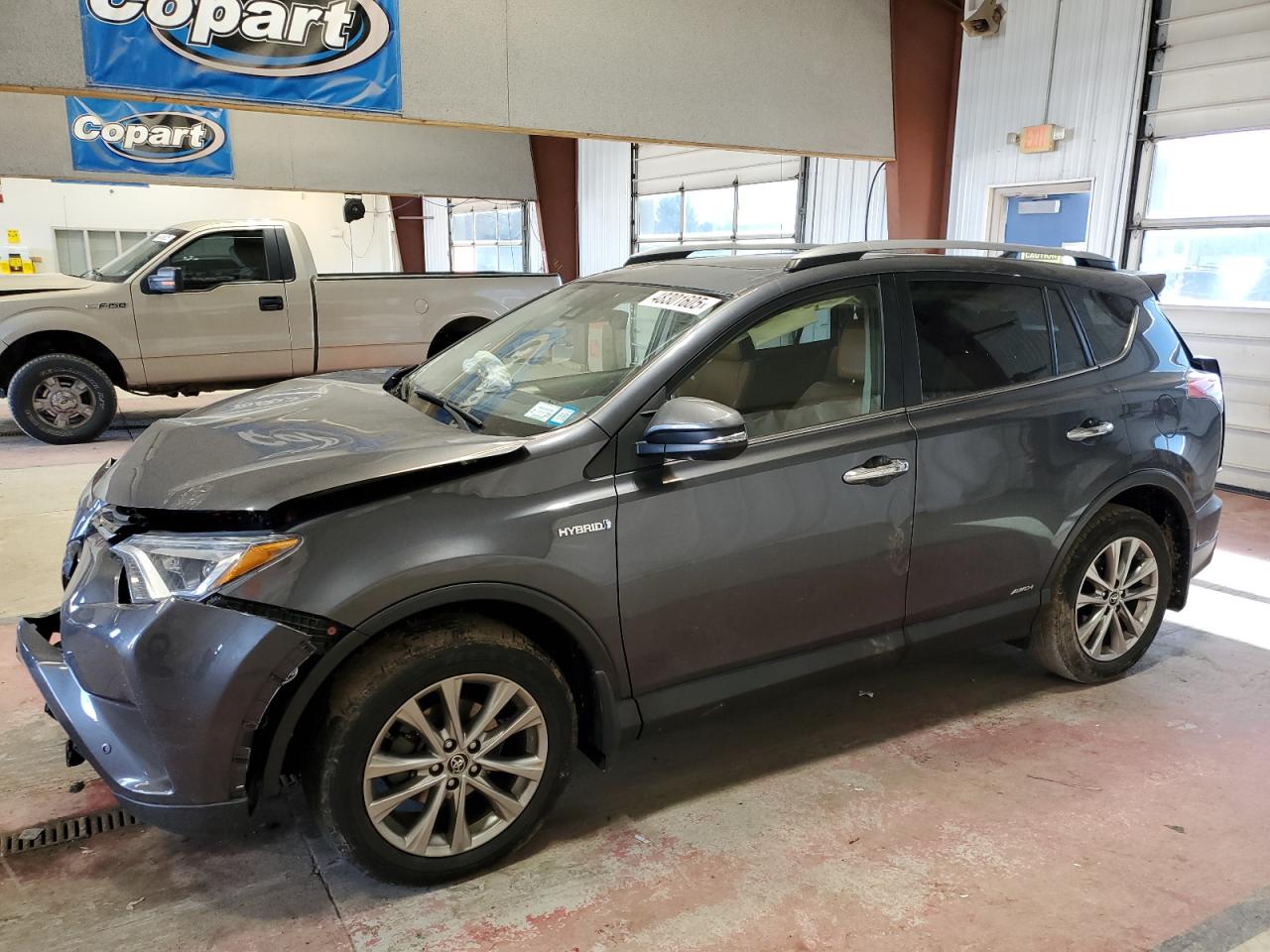 2018 Toyota RAV 4 - Image 1