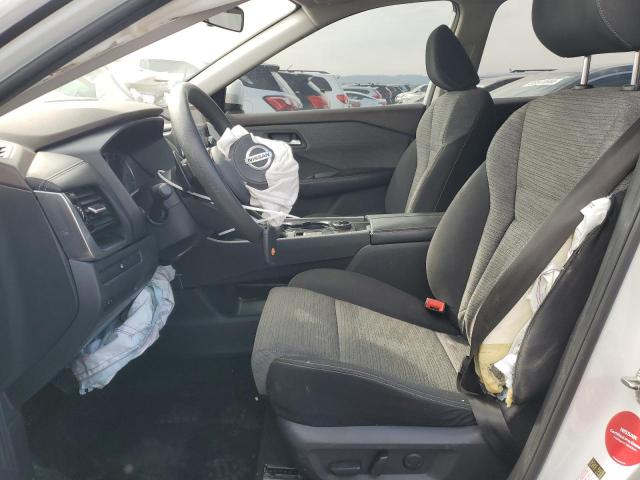  NISSAN ROGUE 2021 Белый