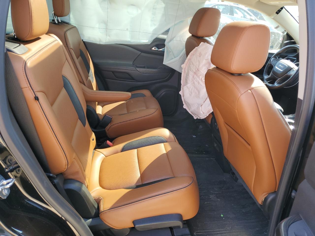 2019 GMC Acadia - Image 10