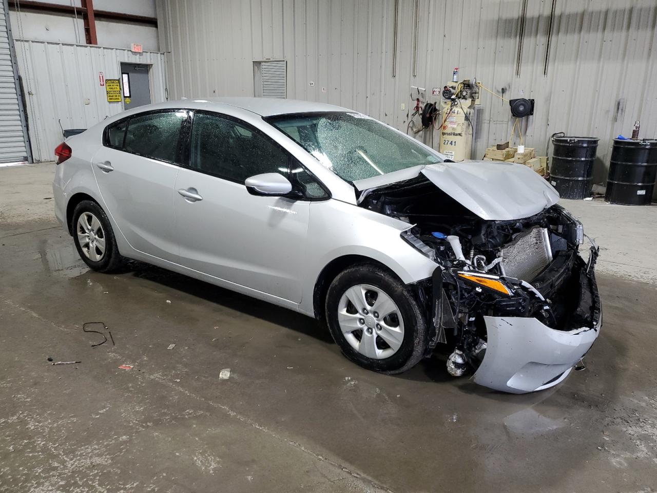 2017 Kia Forte - Image 4