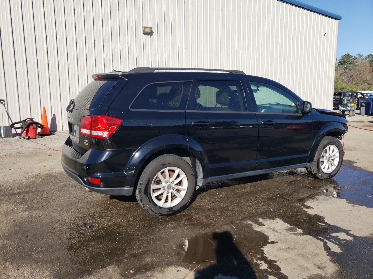 2017 Dodge Journey - Image 3