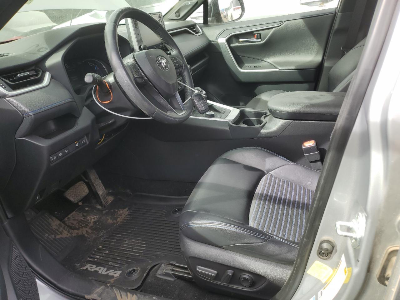 2019 Toyota RAV 4 - Image 7
