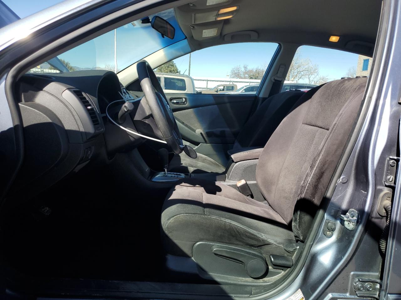 2010 Nissan Altima - Image 7