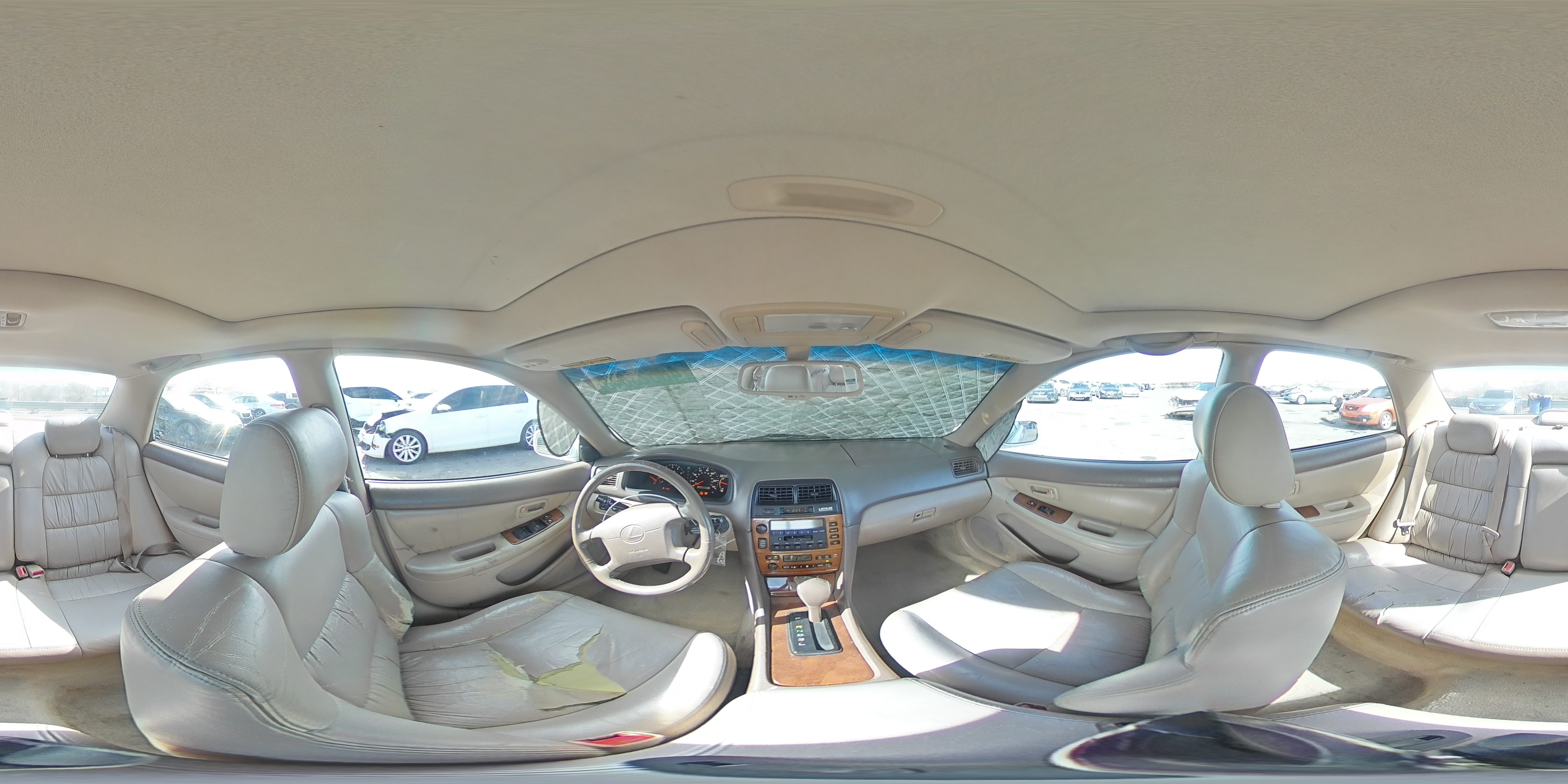 2001 Lexus ES - Image 13