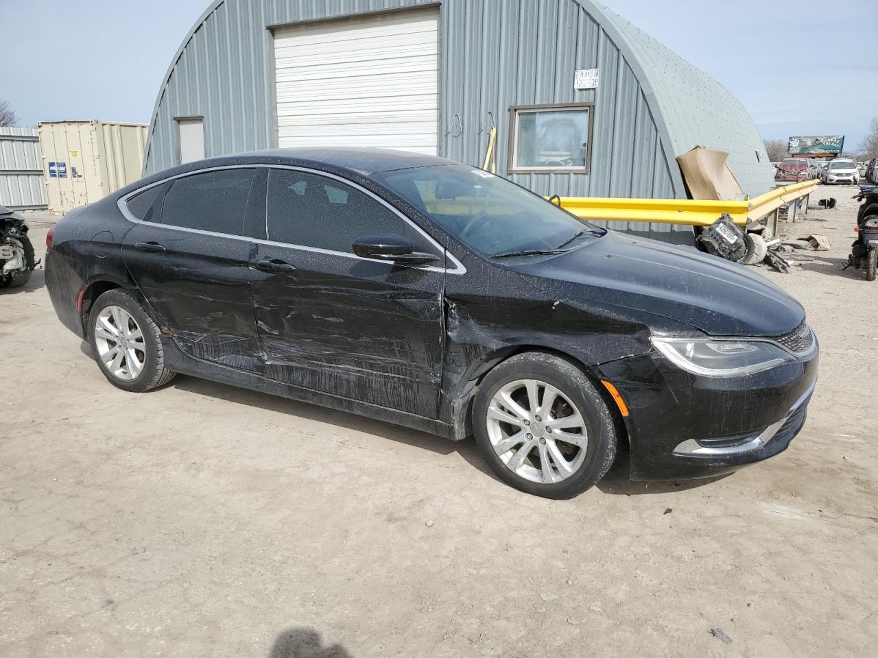 2015 Chrysler 200 - Image 4