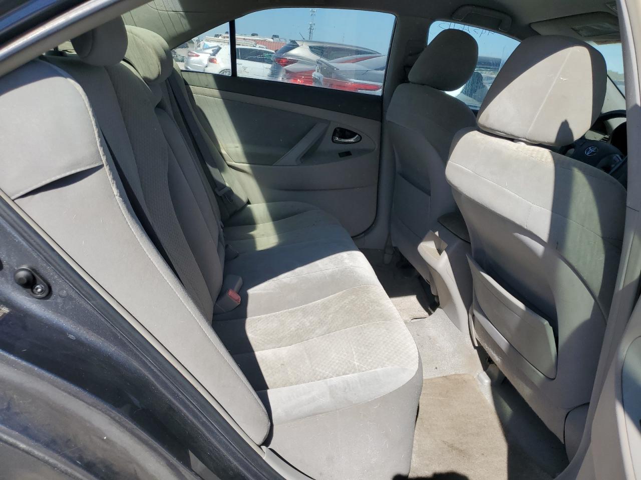 2008 Toyota Camry - Image 10