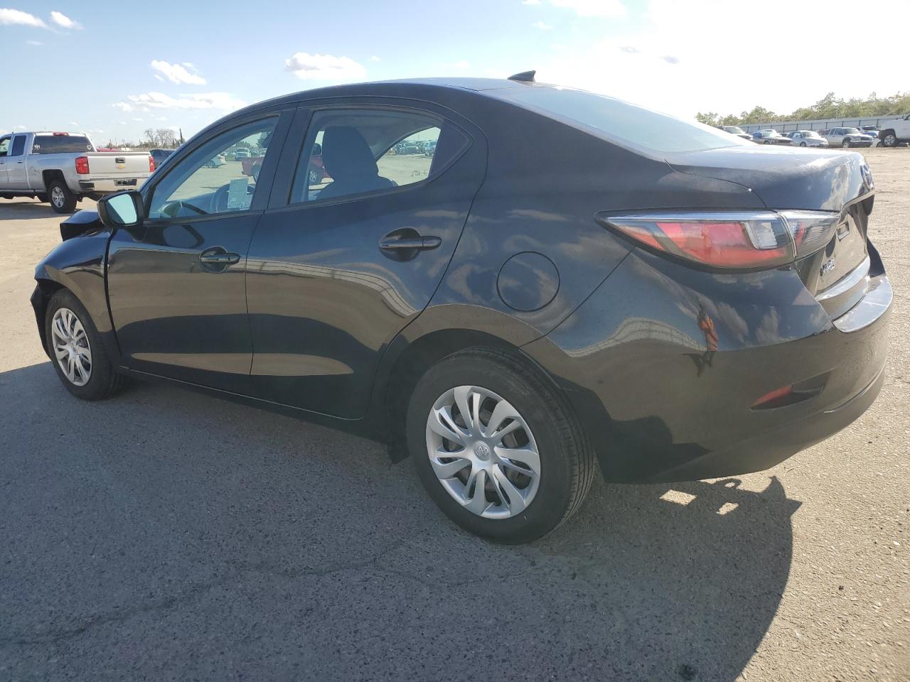 2019 Toyota Yaris - Image 2