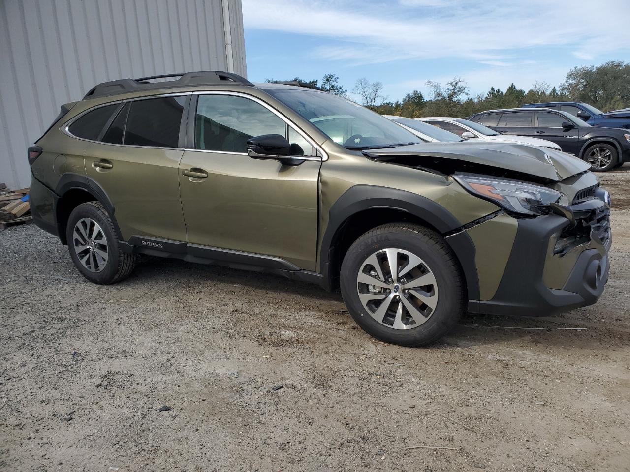 2025 Subaru Outback - Image 4