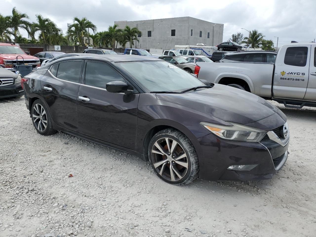 2016 Nissan Maxima - Image 4