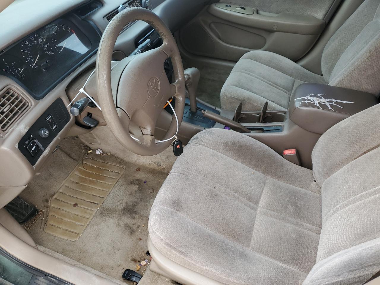 2000 Toyota Camry - Image 7