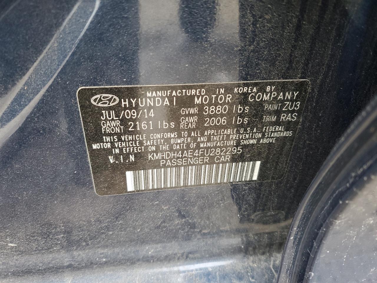 2015 Hyundai Elantra - Image 12