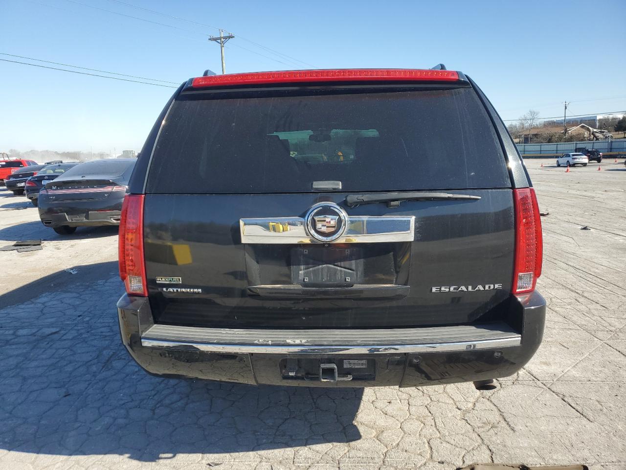 2010 Cadillac Escalade - Image 6