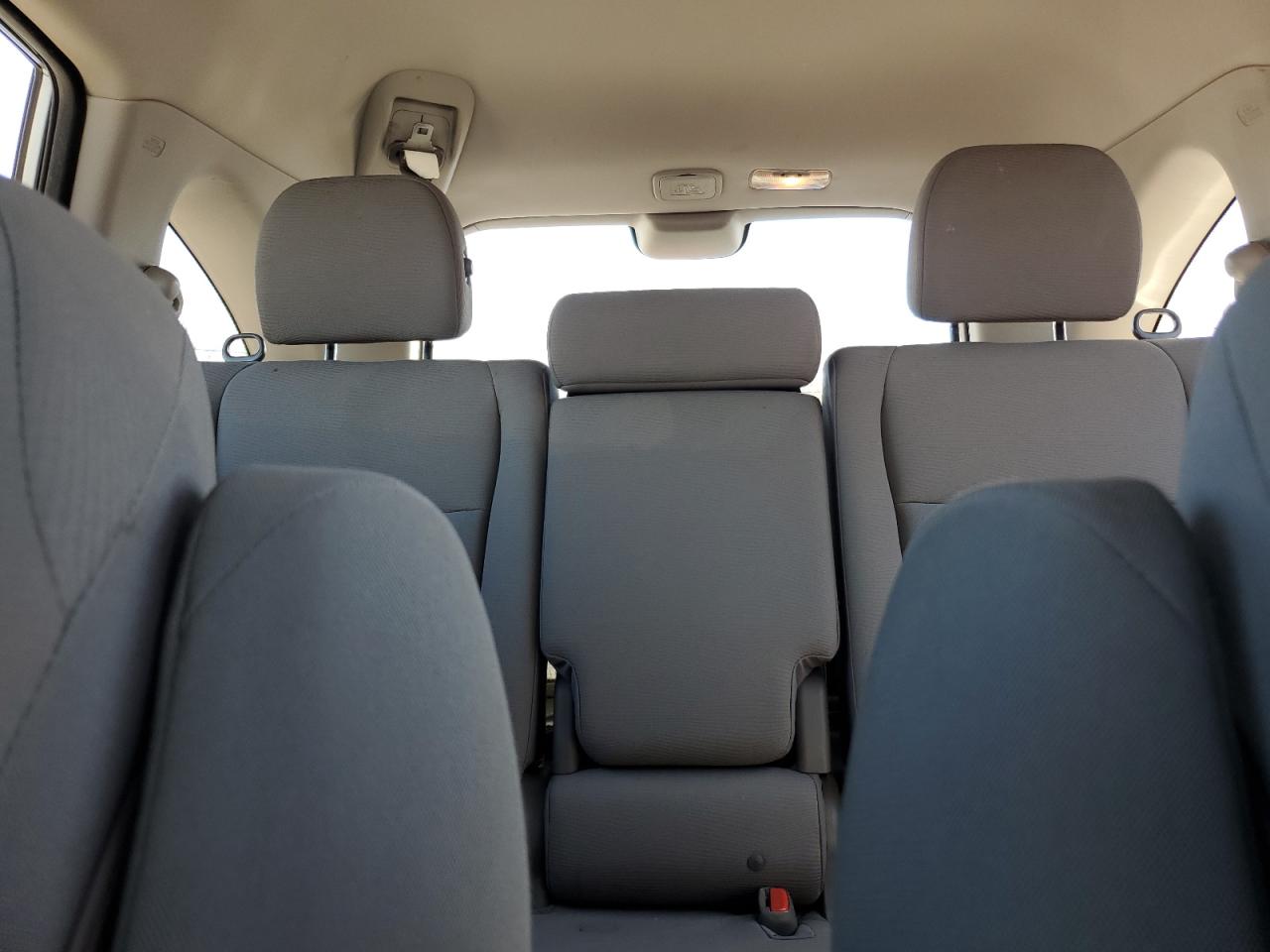 2011 Honda CR-V - Image 10