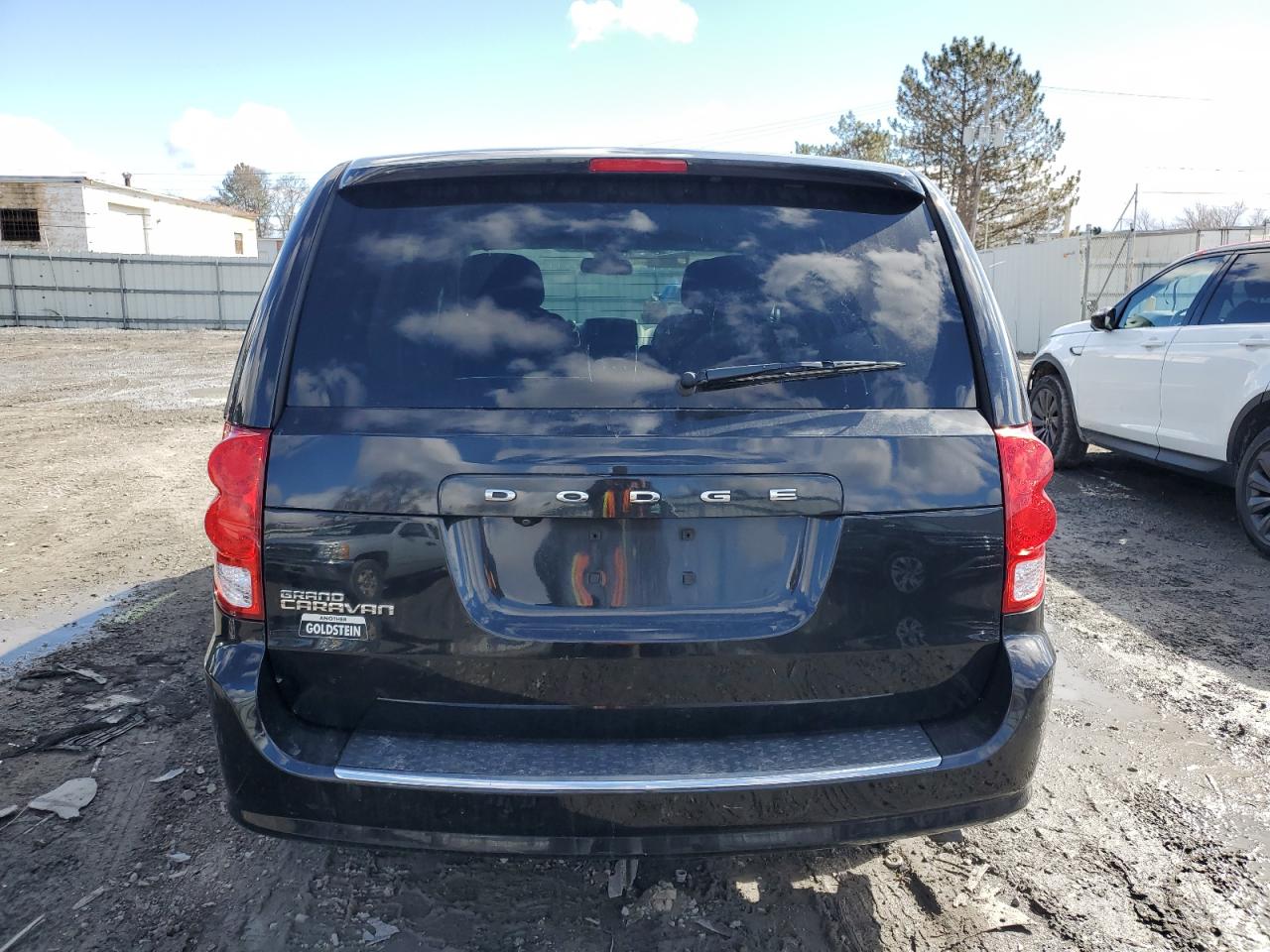 2019 Dodge Caravan - Image 6