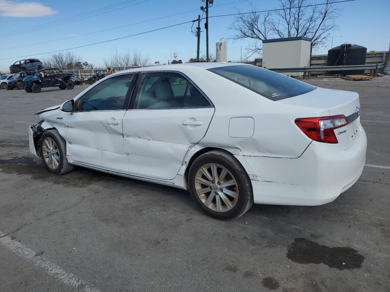 2013 Toyota Camry - Image 2