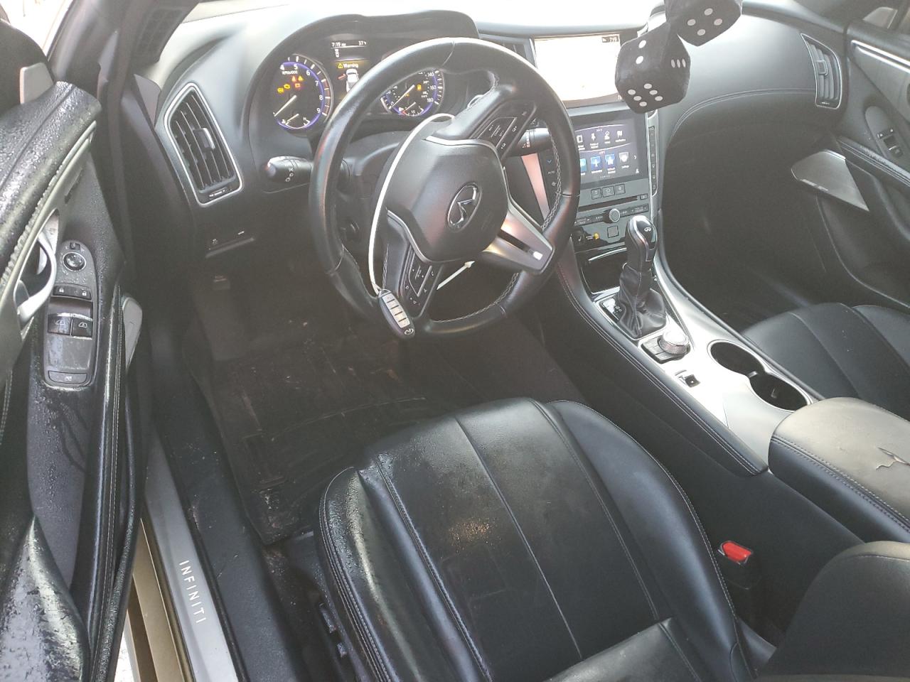 2019 Infiniti Q60 - Image 8