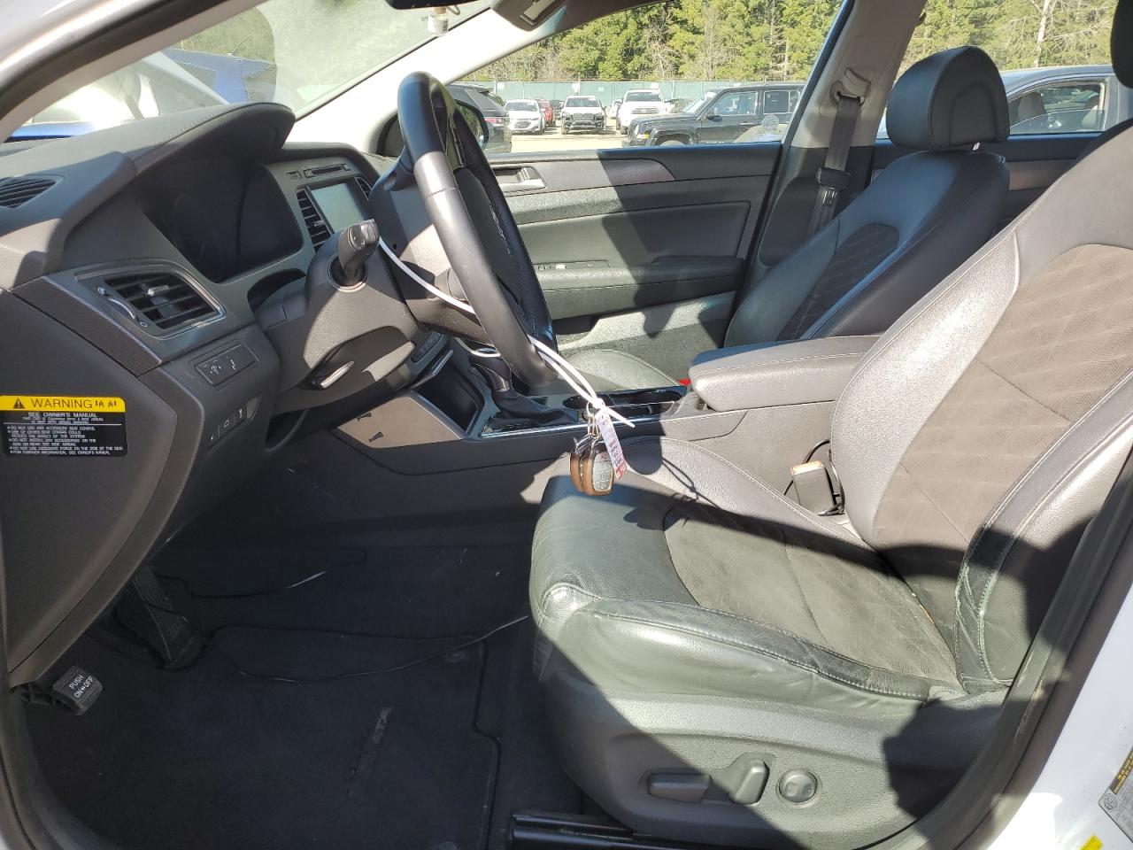 2016 Hyundai Sonata - Image 7