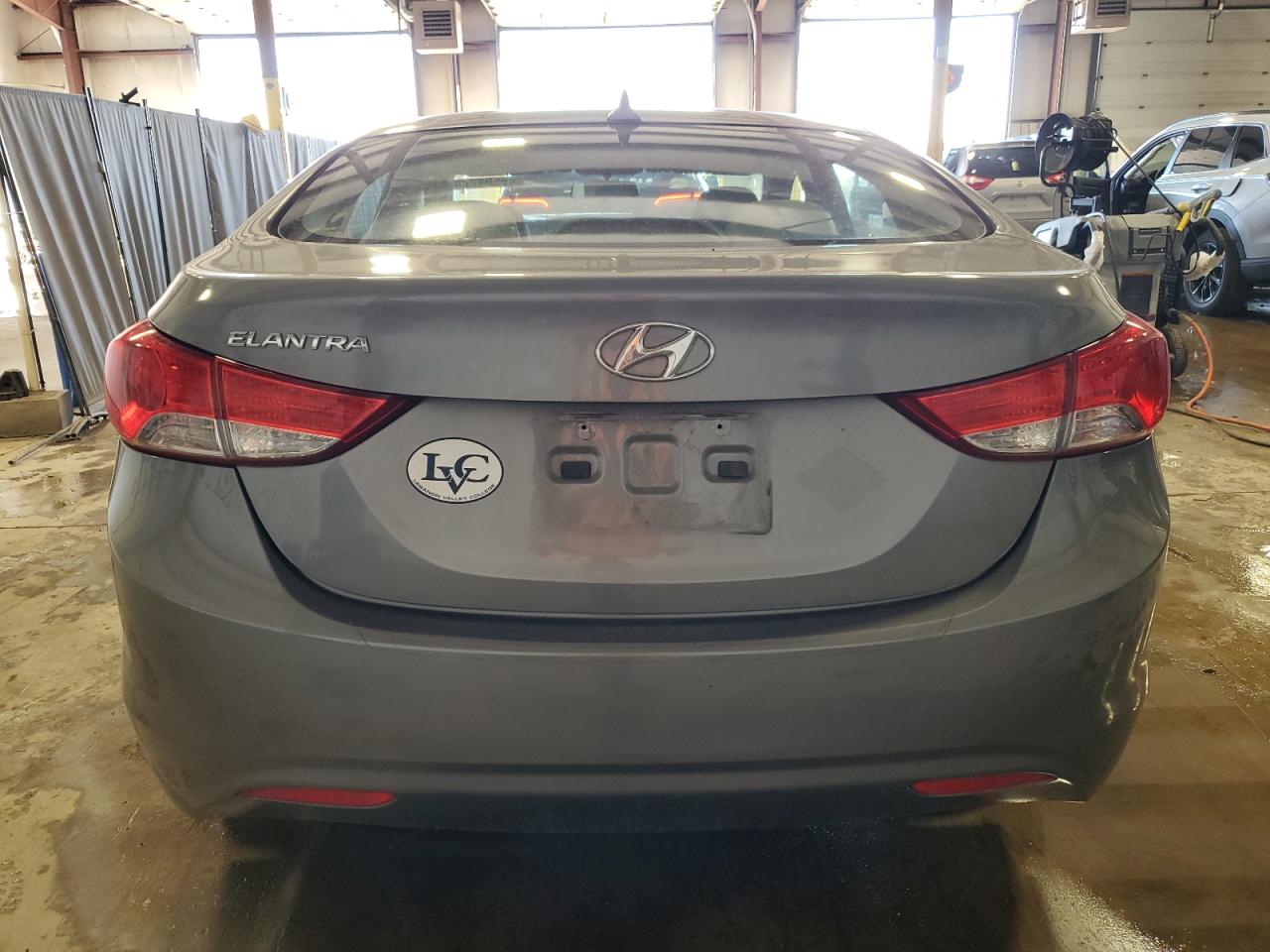 2013 Hyundai Elantra - Image 6