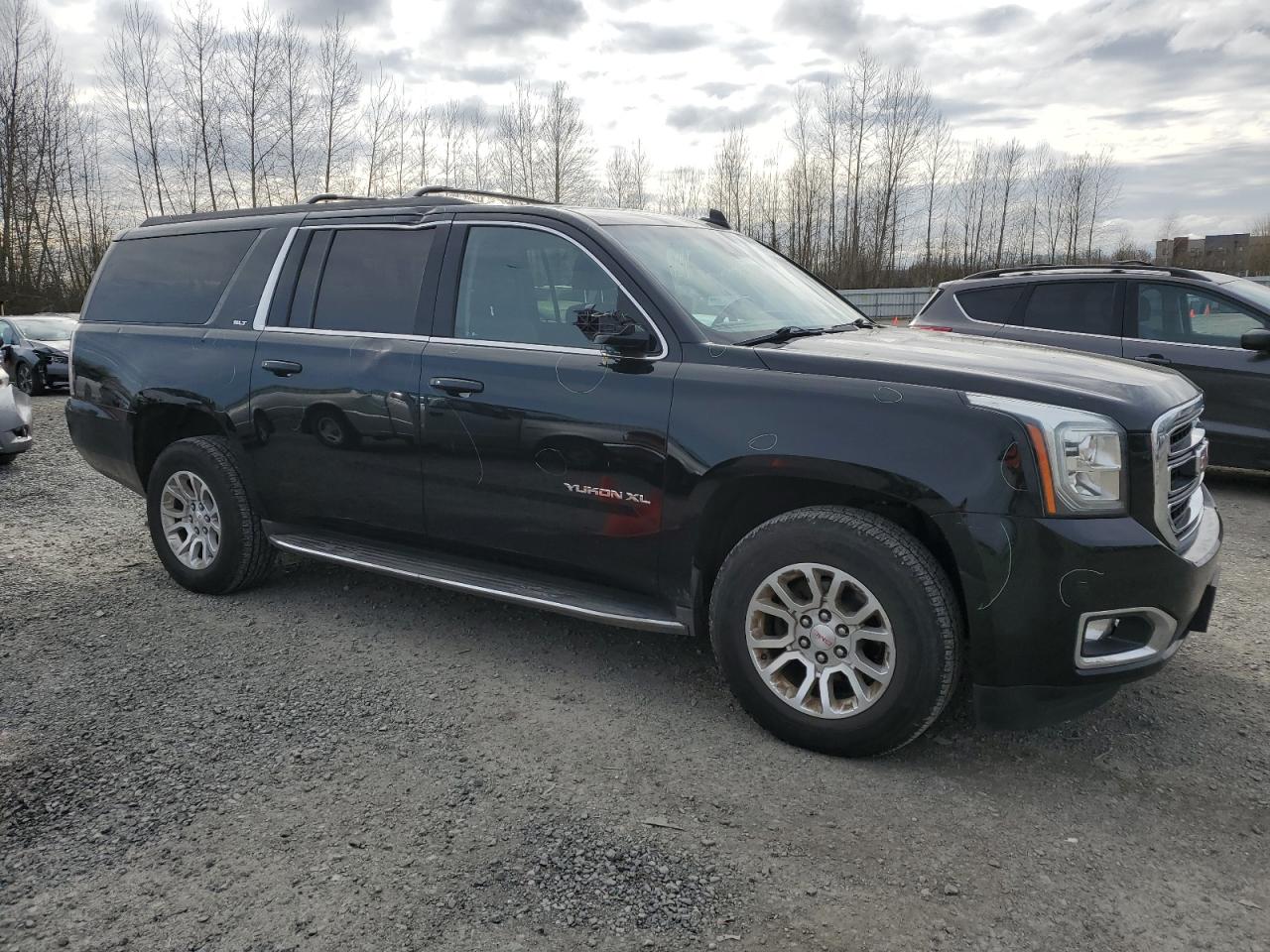2016 GMC Yukon - Image 4