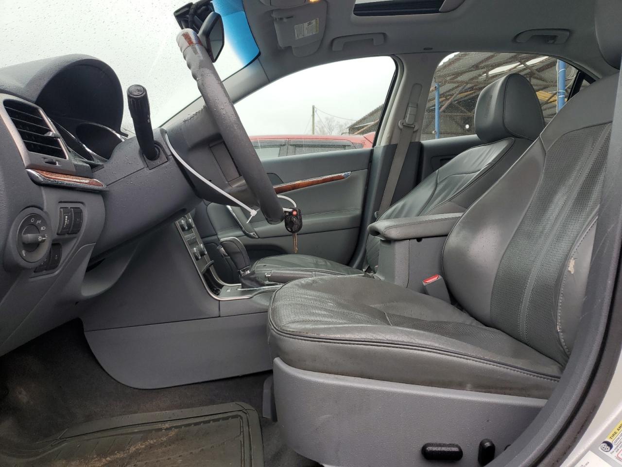 2010 Lincoln MKZ - Image 7