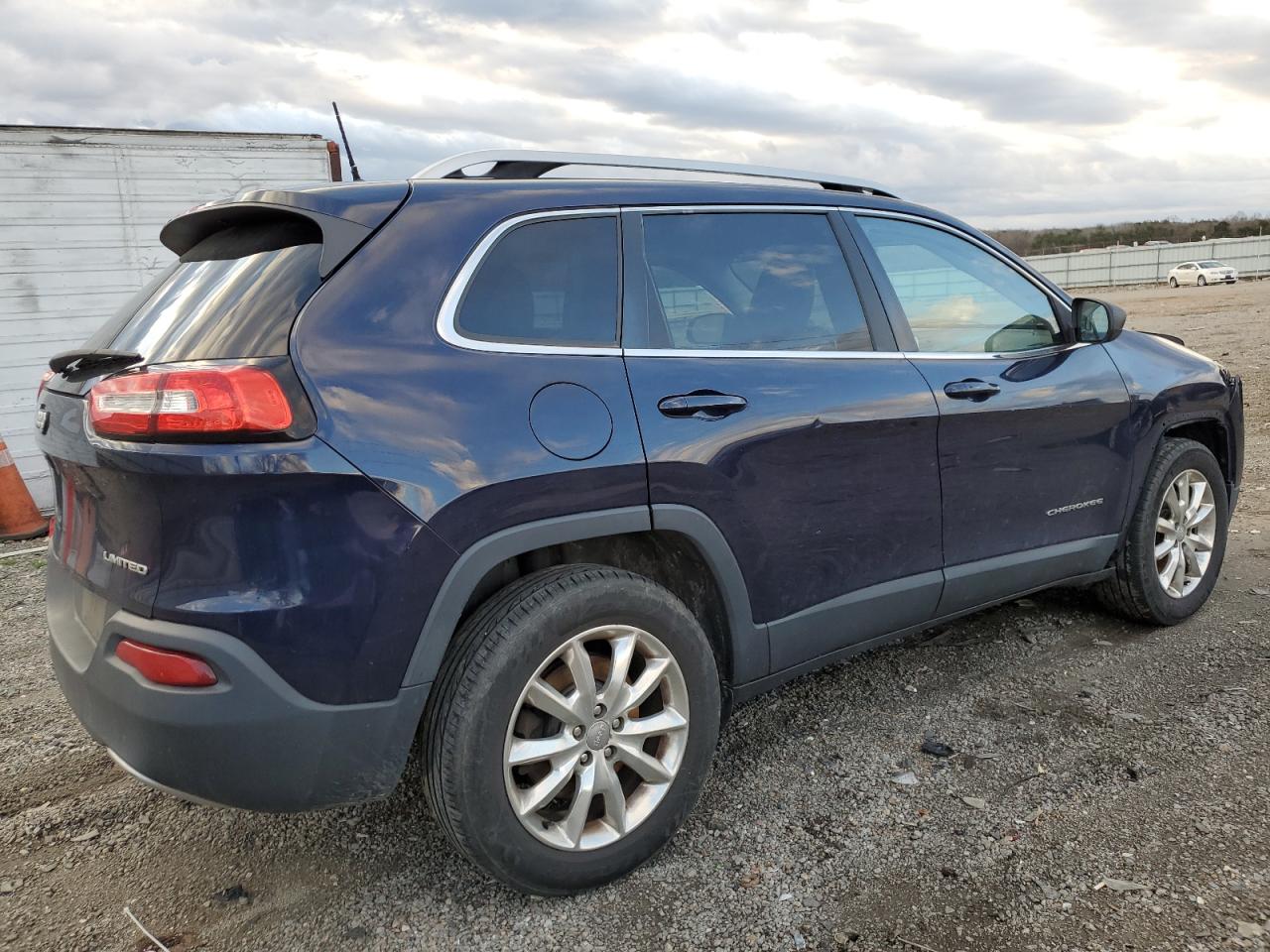 2016 Jeep Grand Cherokee - Image 3