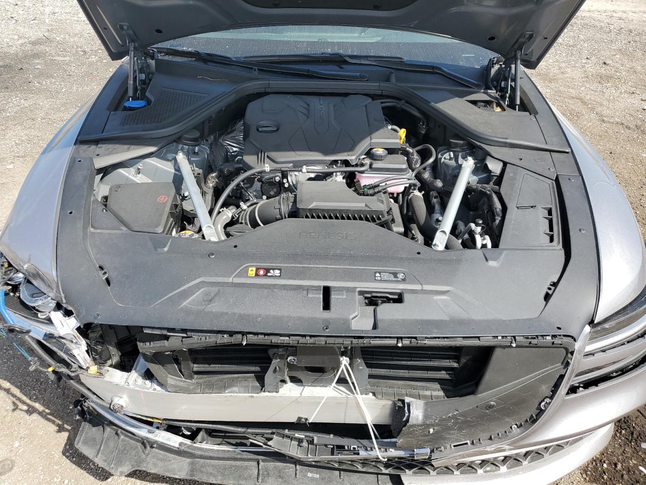 2024 Genesis G80 - Image 13
