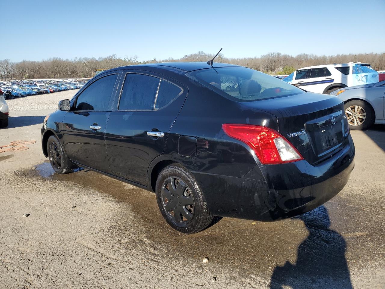 2012 Nissan Versa - Image 2