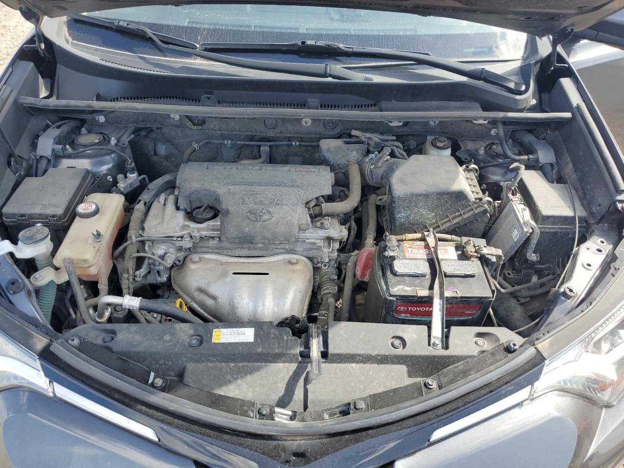 2017 Toyota RAV 4 - Image 12