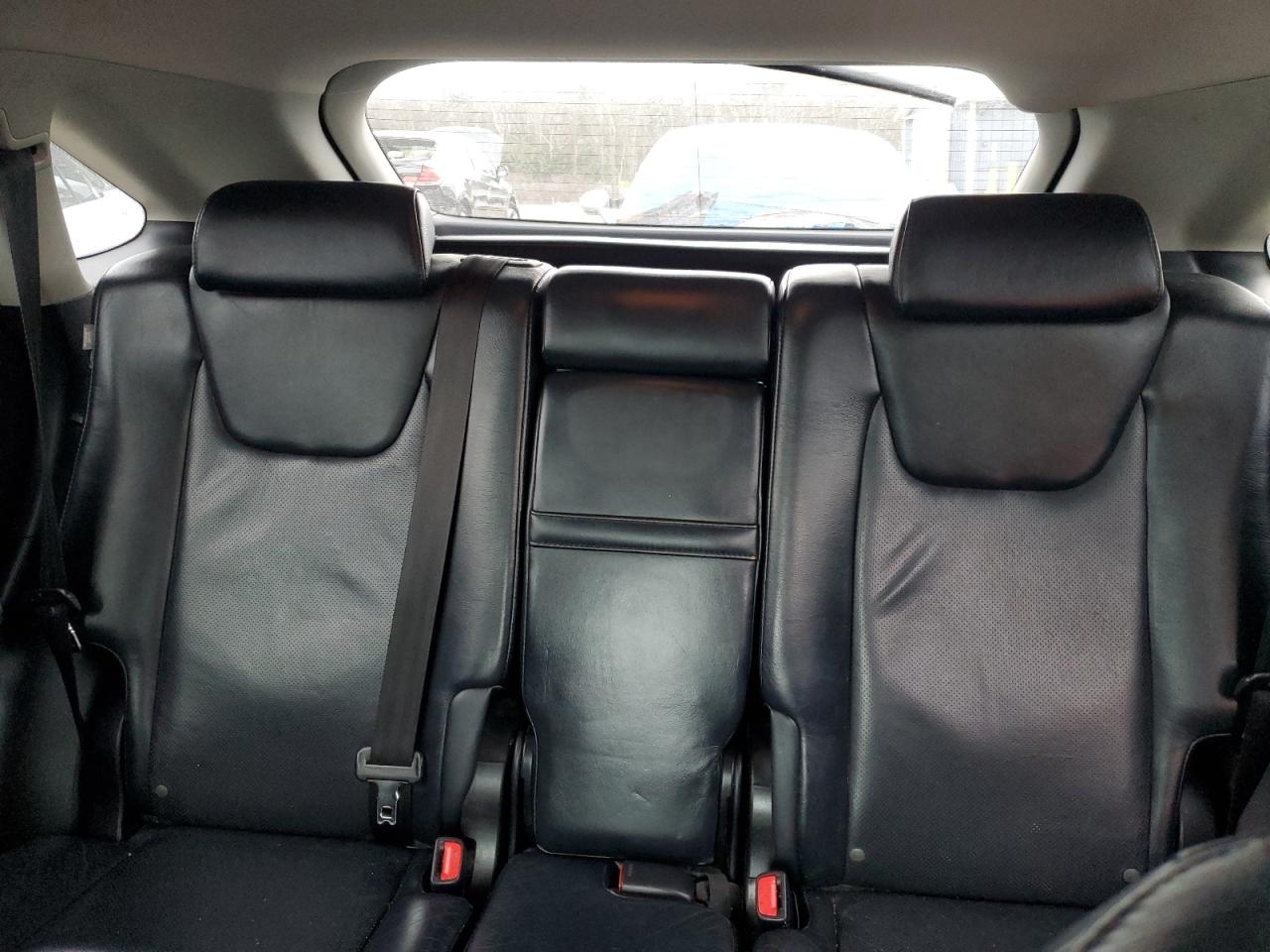 2010 Lexus RX - Image 10