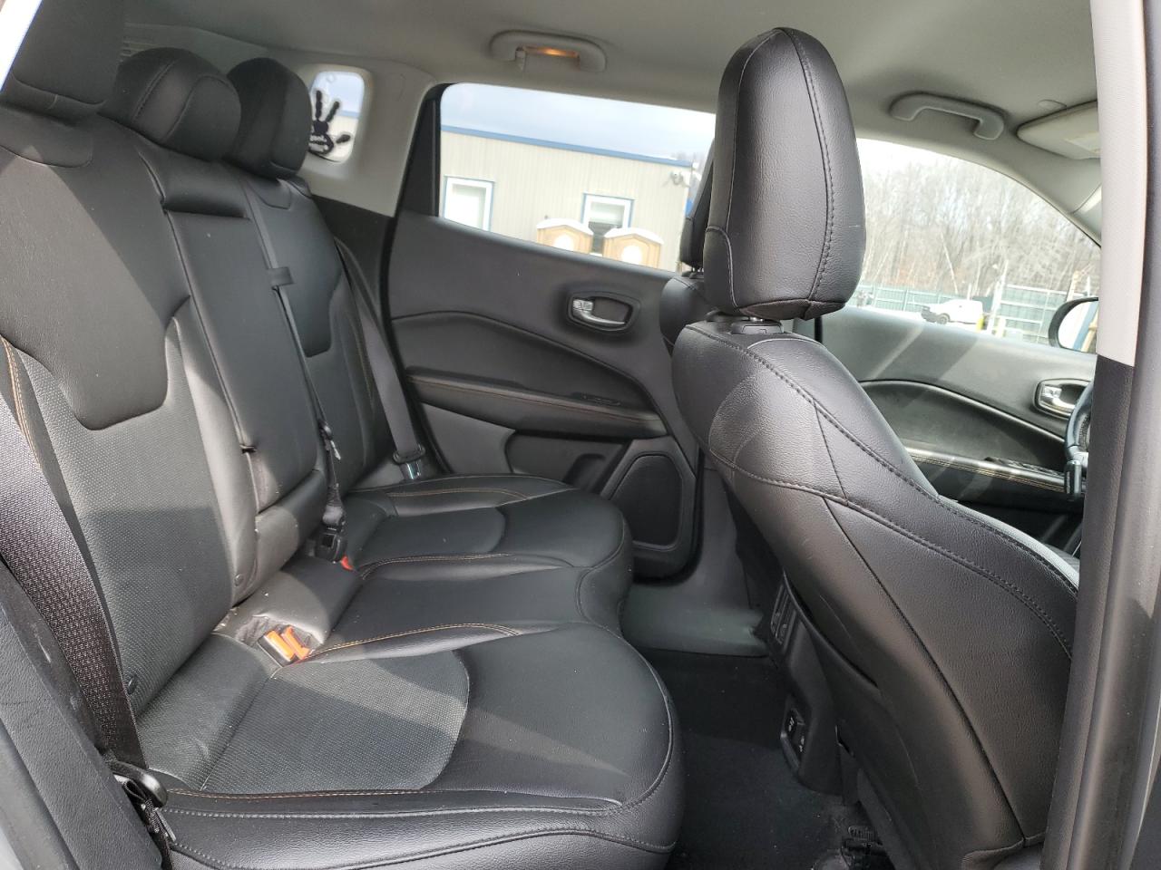 2021 Jeep Compass - Image 11