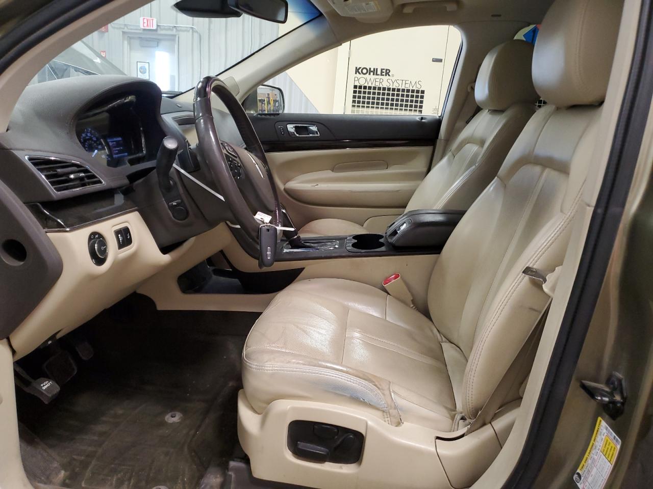 2013 Lincoln Mkt VIN: 2LMHJ5AT9DBL57803 Lot: 49280745