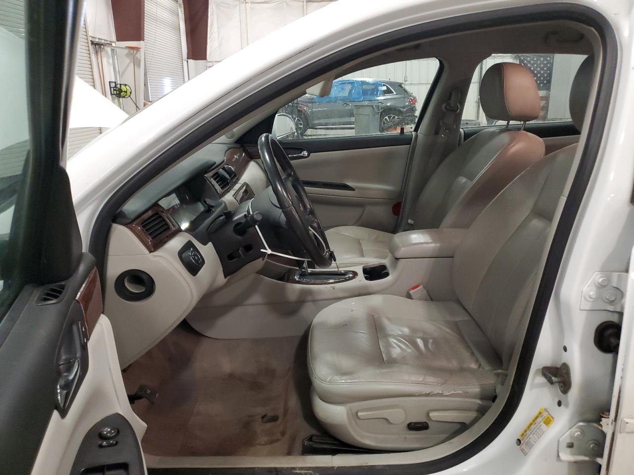 2010 Chevrolet Impala - Image 7