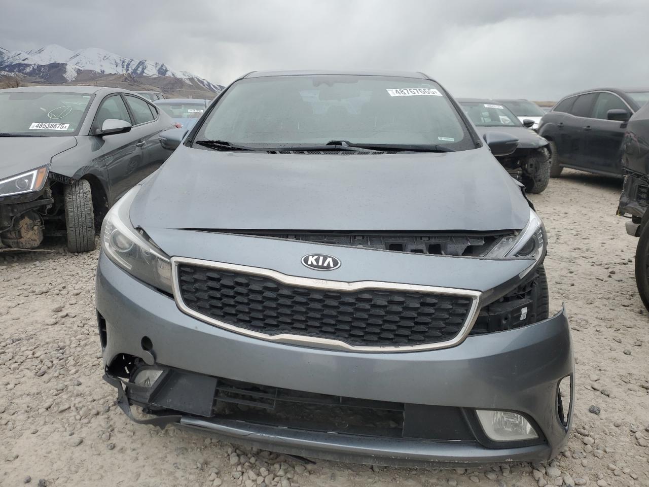 2017 Kia Forte - Image 5
