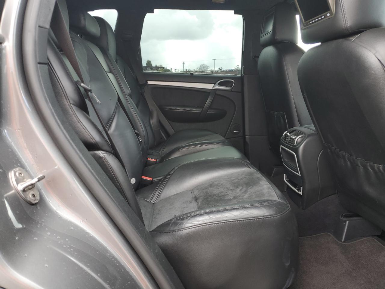 2009 Porsche Cayenne - Image 11