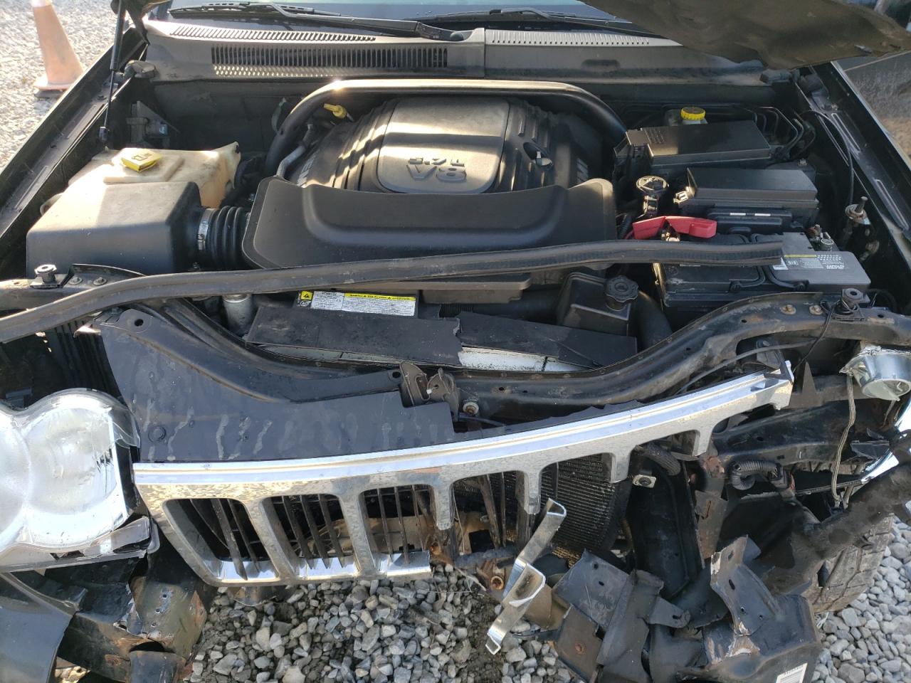 2009 Jeep Grand Cherokee - Image 13