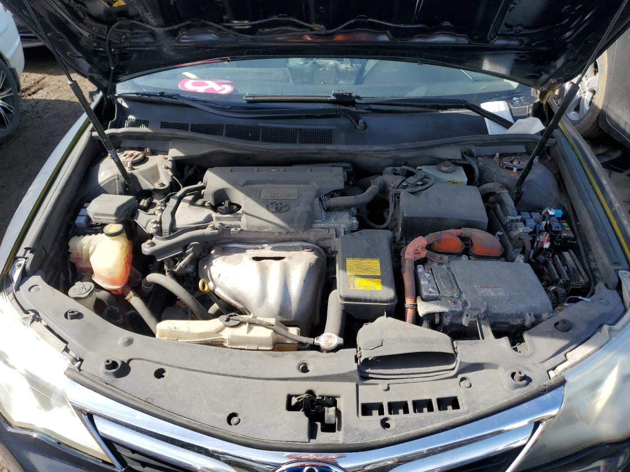2013 Toyota Camry - Image 11